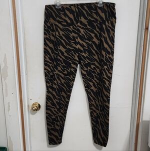 Feathers, Women's Leggins, Size 2XL.